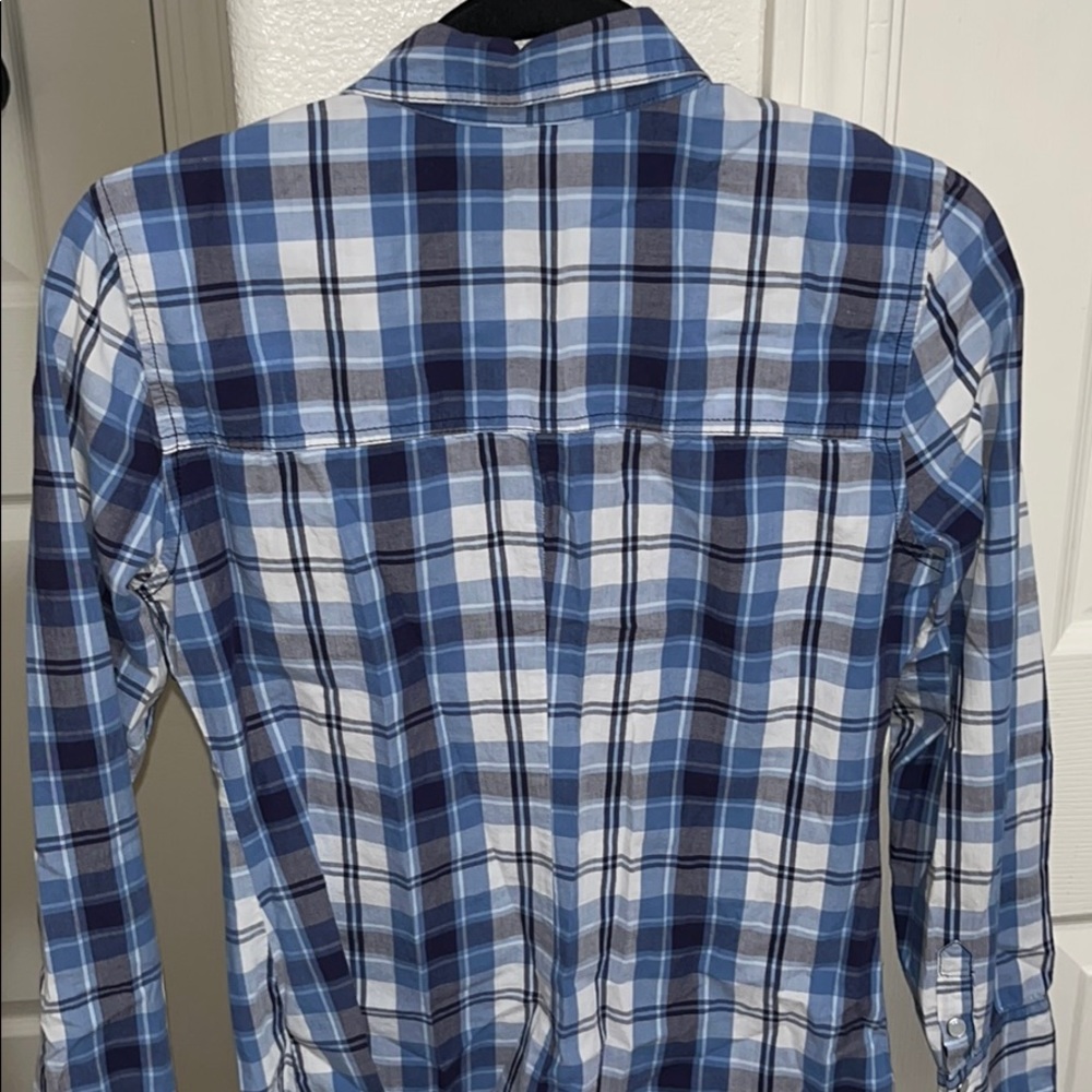 Cute Top - Picture 3 of 3